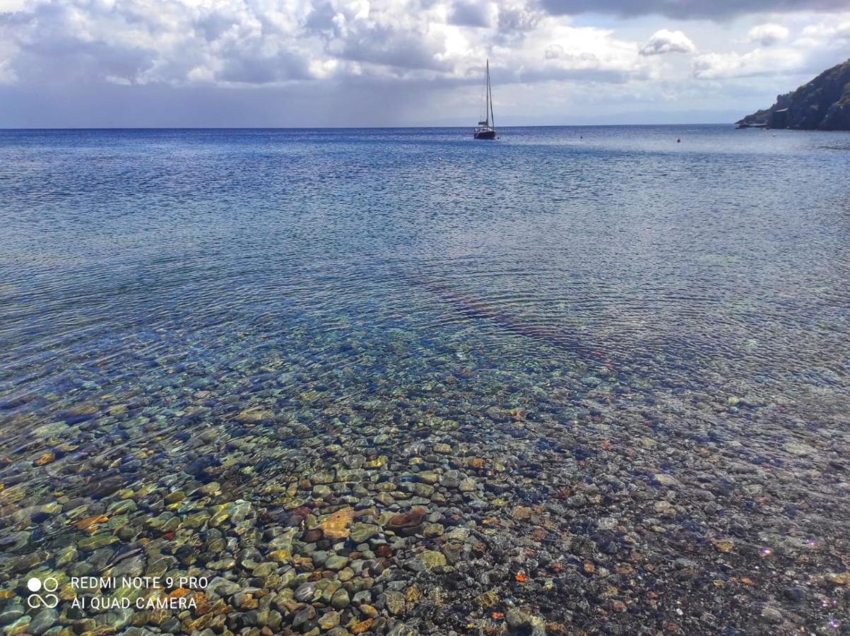 Da Federica Casa Vacanze Baia Porto Delle Genti ليباري المظهر الخارجي الصورة